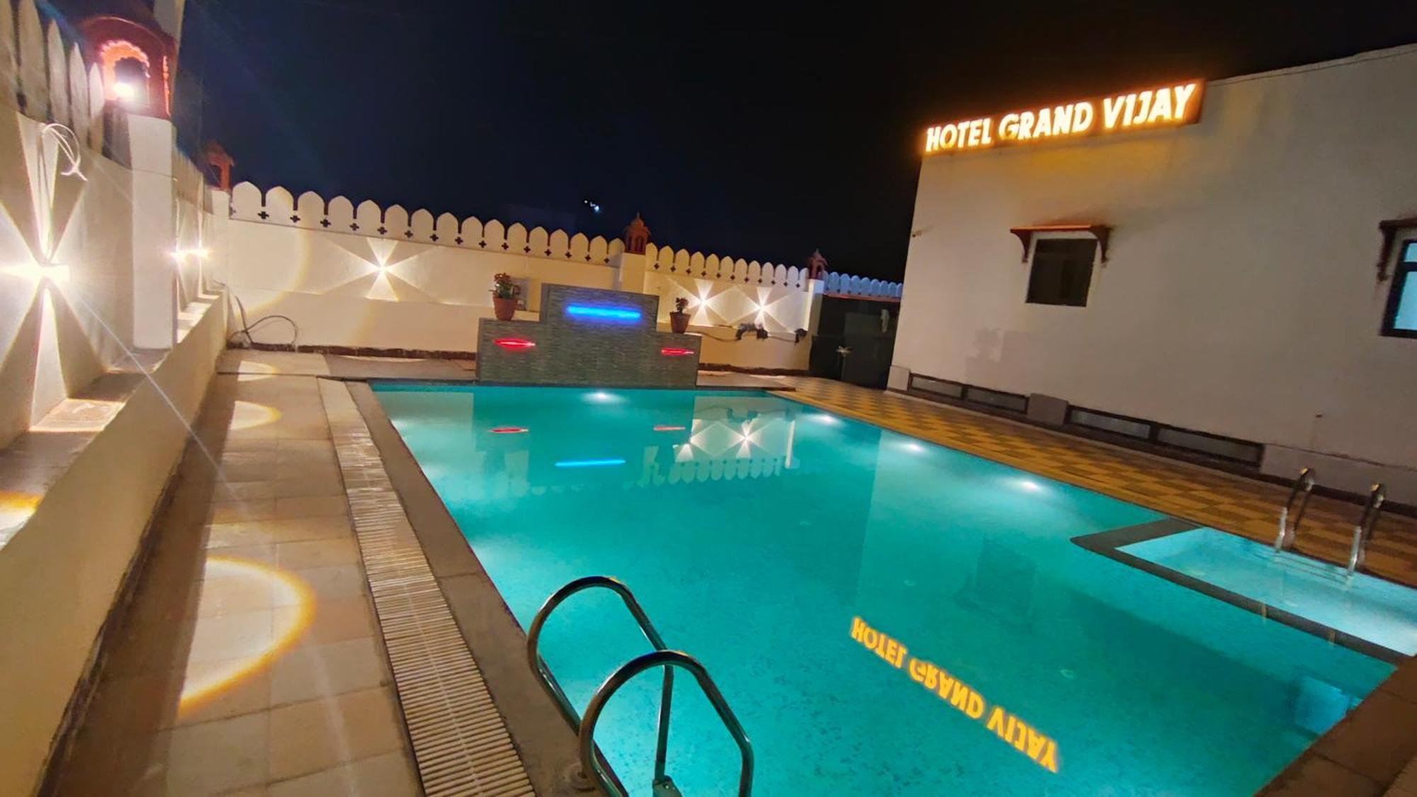Hotel Grand Vijay Πουσκάρ Εξωτερικό φωτογραφία