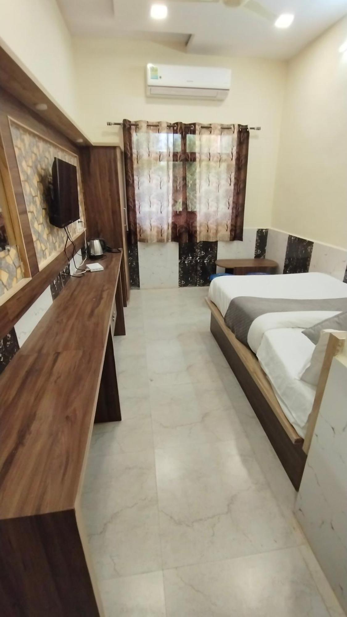 Hotel Grand Vijay Πουσκάρ Εξωτερικό φωτογραφία