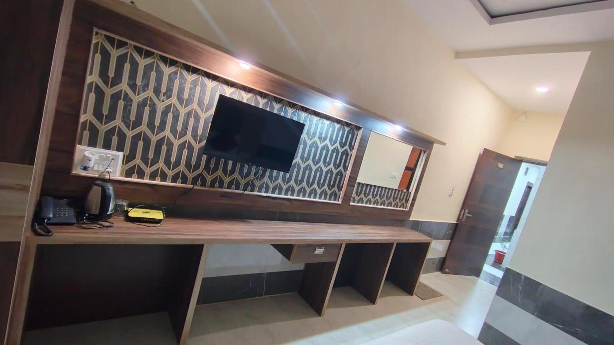Hotel Grand Vijay Πουσκάρ Εξωτερικό φωτογραφία