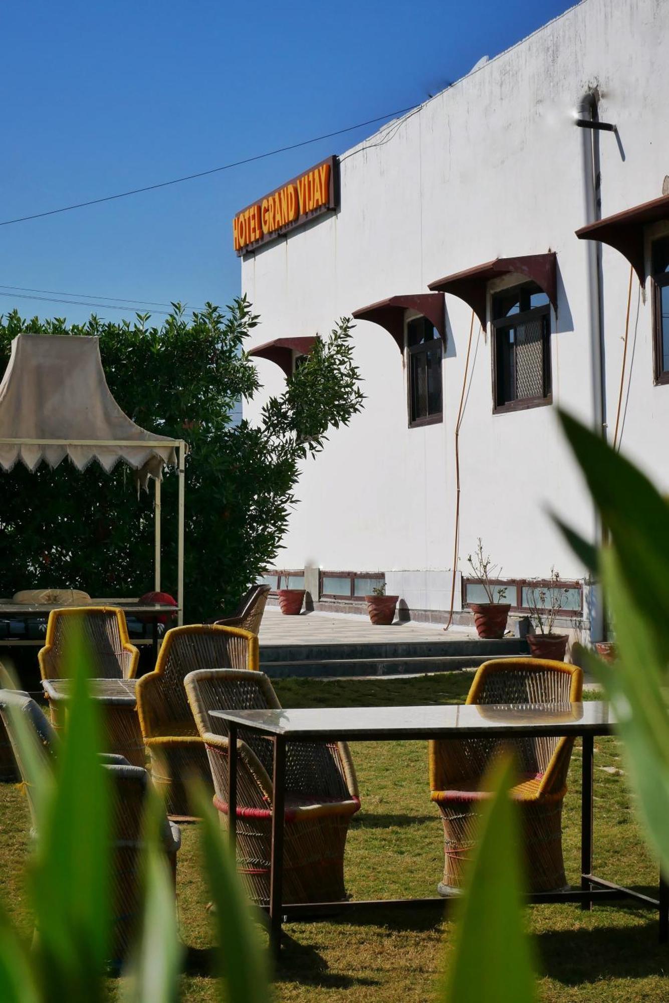 Hotel Grand Vijay Πουσκάρ Εξωτερικό φωτογραφία