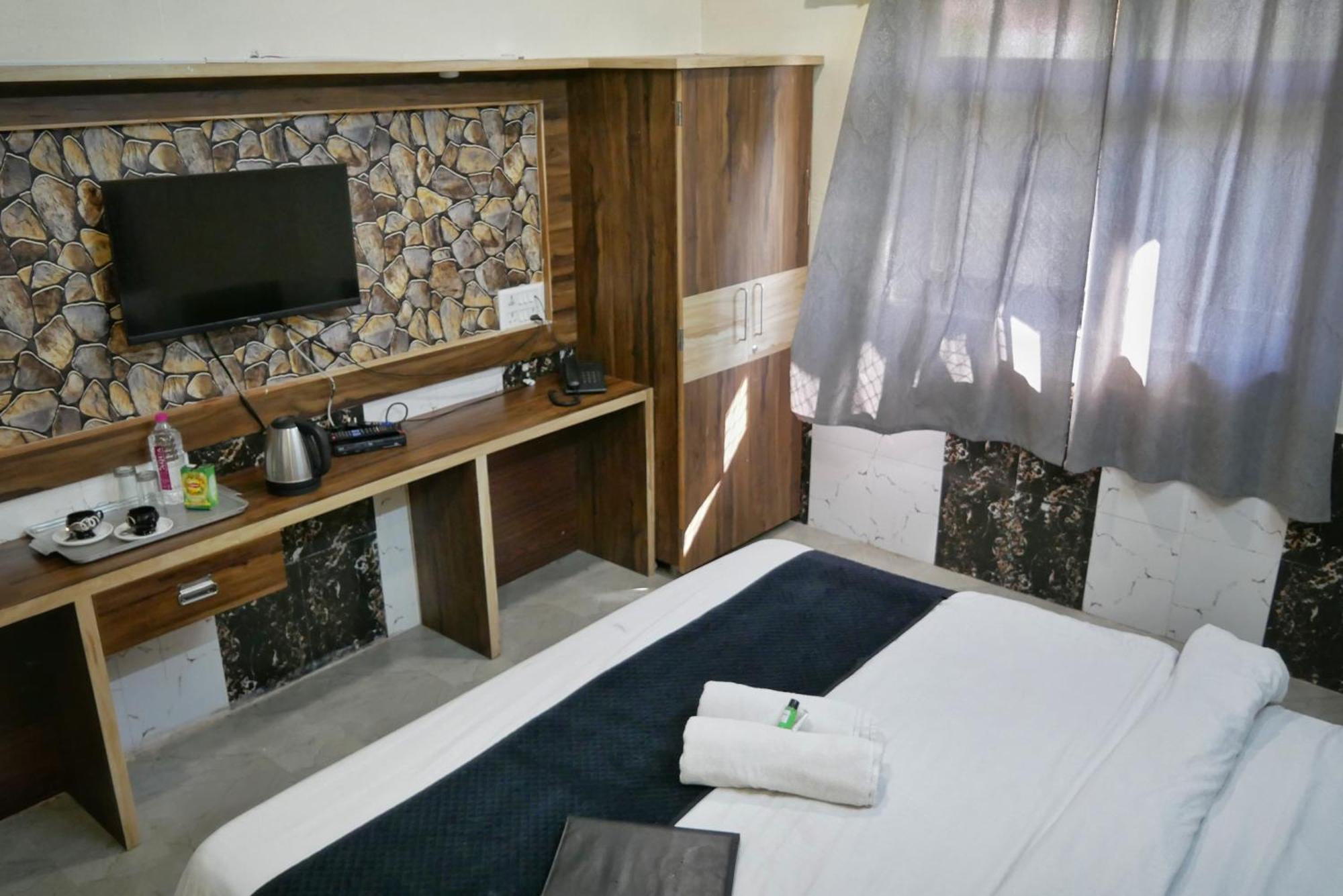 Hotel Grand Vijay Πουσκάρ Εξωτερικό φωτογραφία