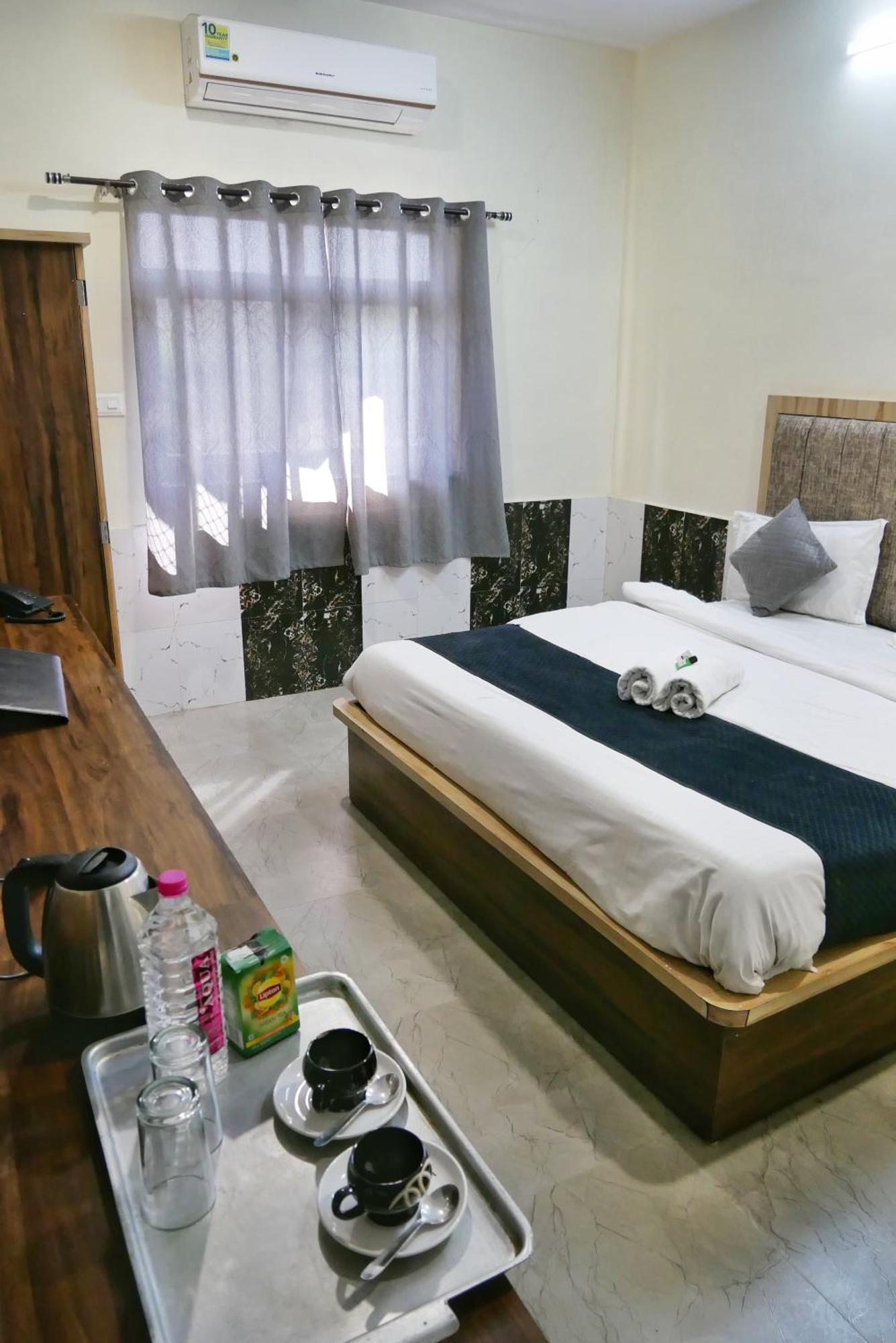 Hotel Grand Vijay Πουσκάρ Δωμάτιο φωτογραφία